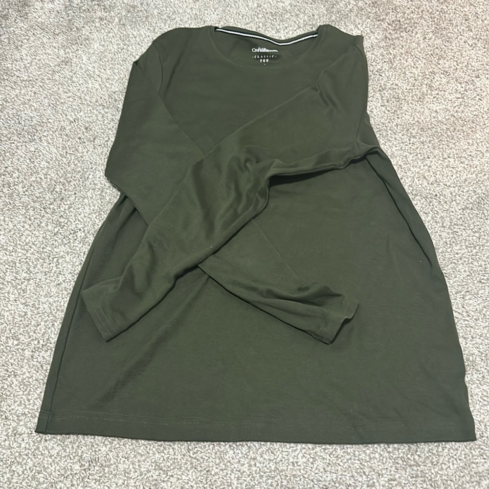 Classic long sleeve tee